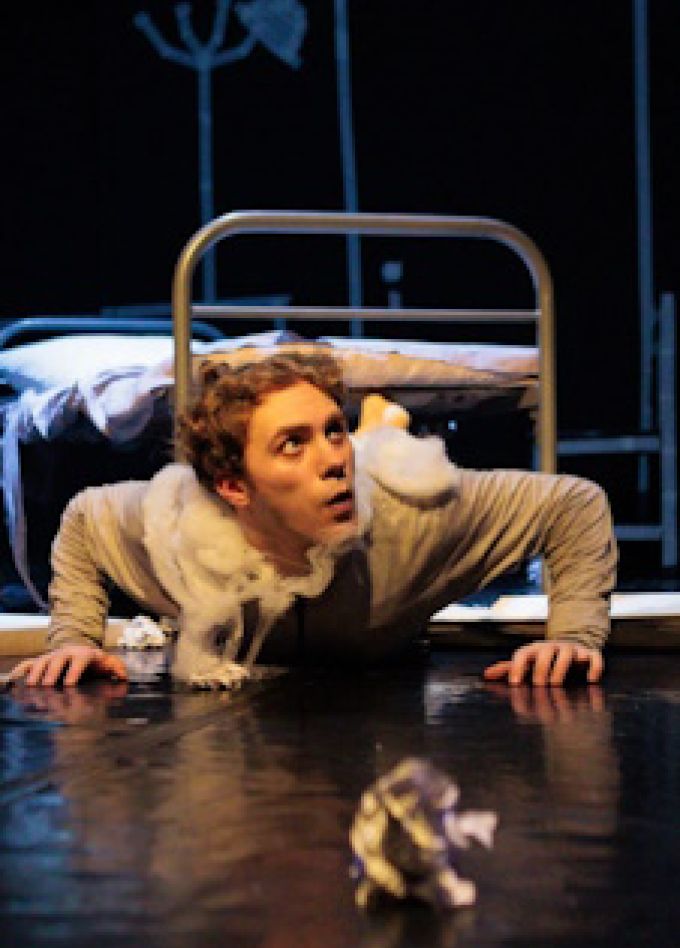 Ф. Кафка "Превращение" Фарс-читакль